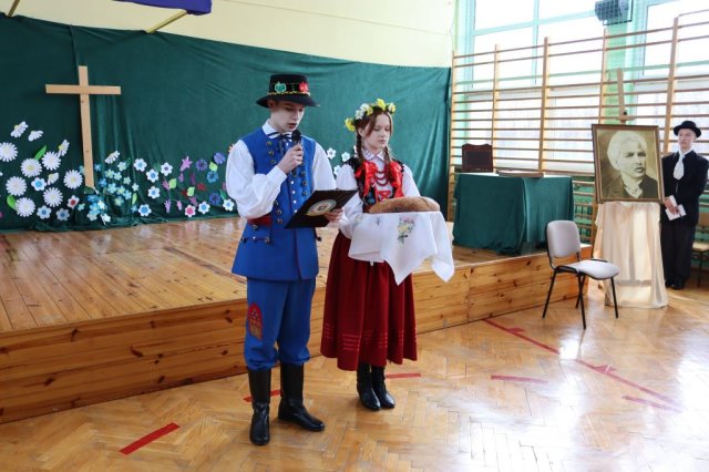 b_1024_768_0_00_images_2022_2023_Wydarzenia_biskup_330329045_1181168902582777_967733866014423808_n